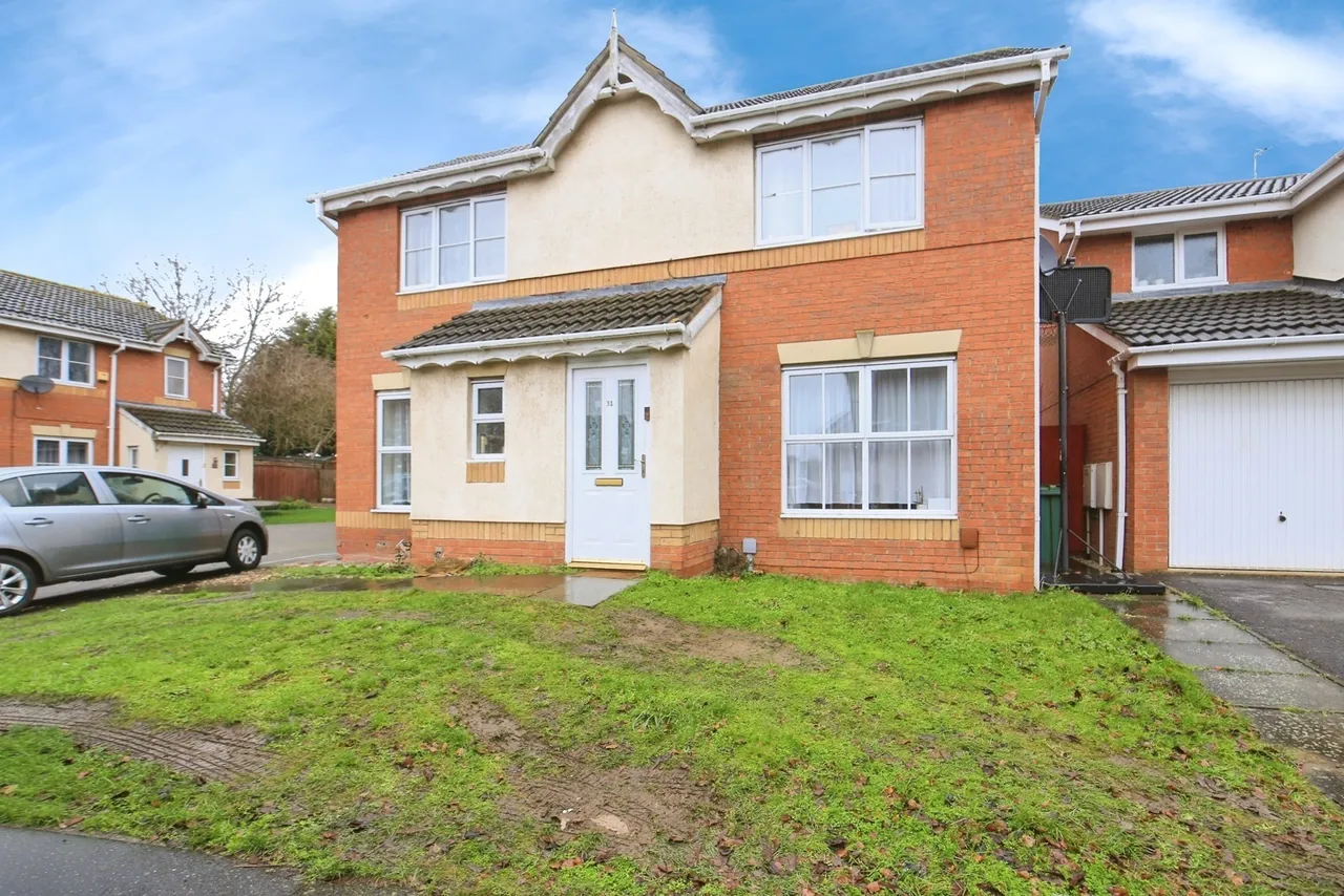 3 bed house for sale — Swan Gardens, Peterborough, Cambridgeshire, PE1