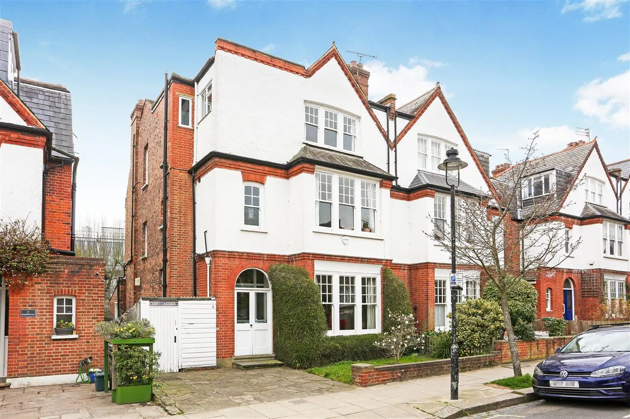 6 bed house for sale — Brookfield Park, London