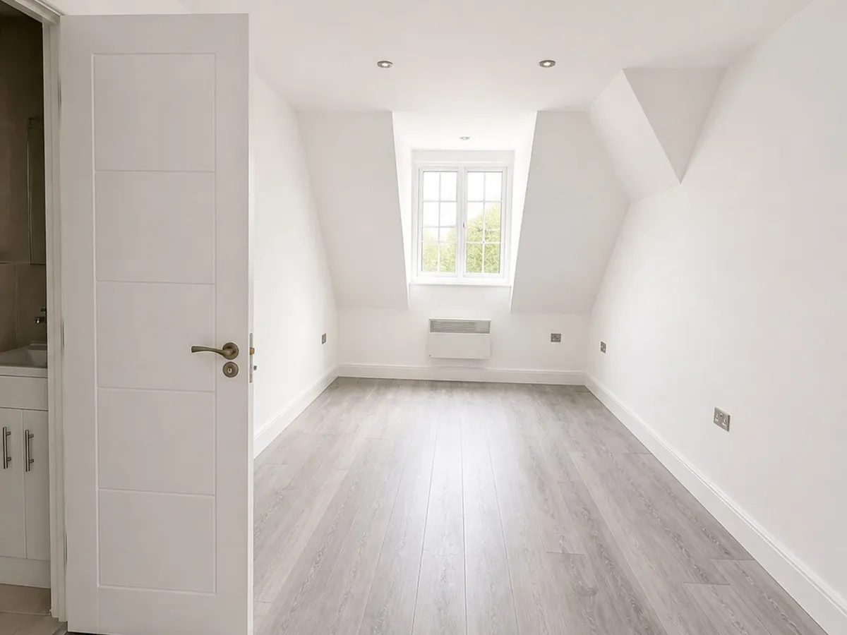 Feltham, TW13 4QS, photo 9