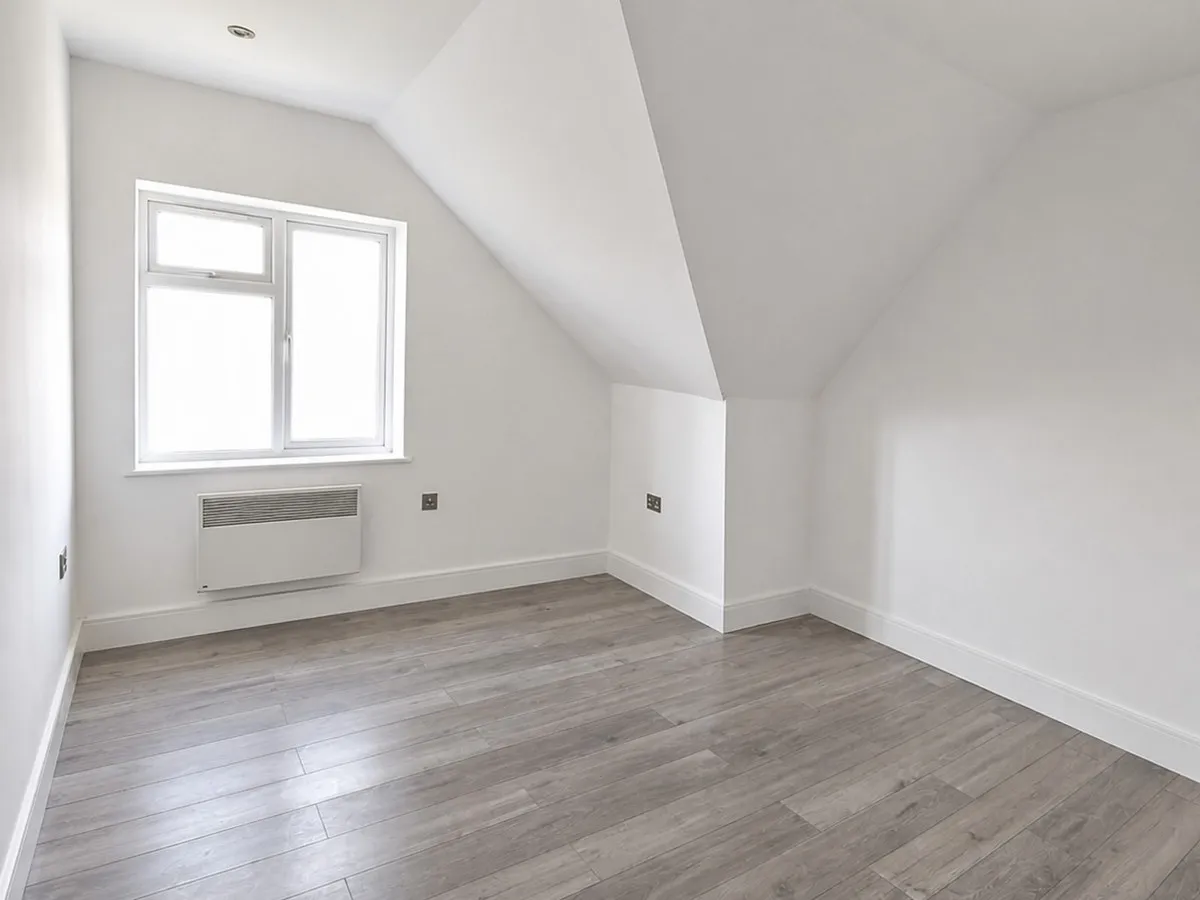 Feltham, TW13 4QS, photo 11