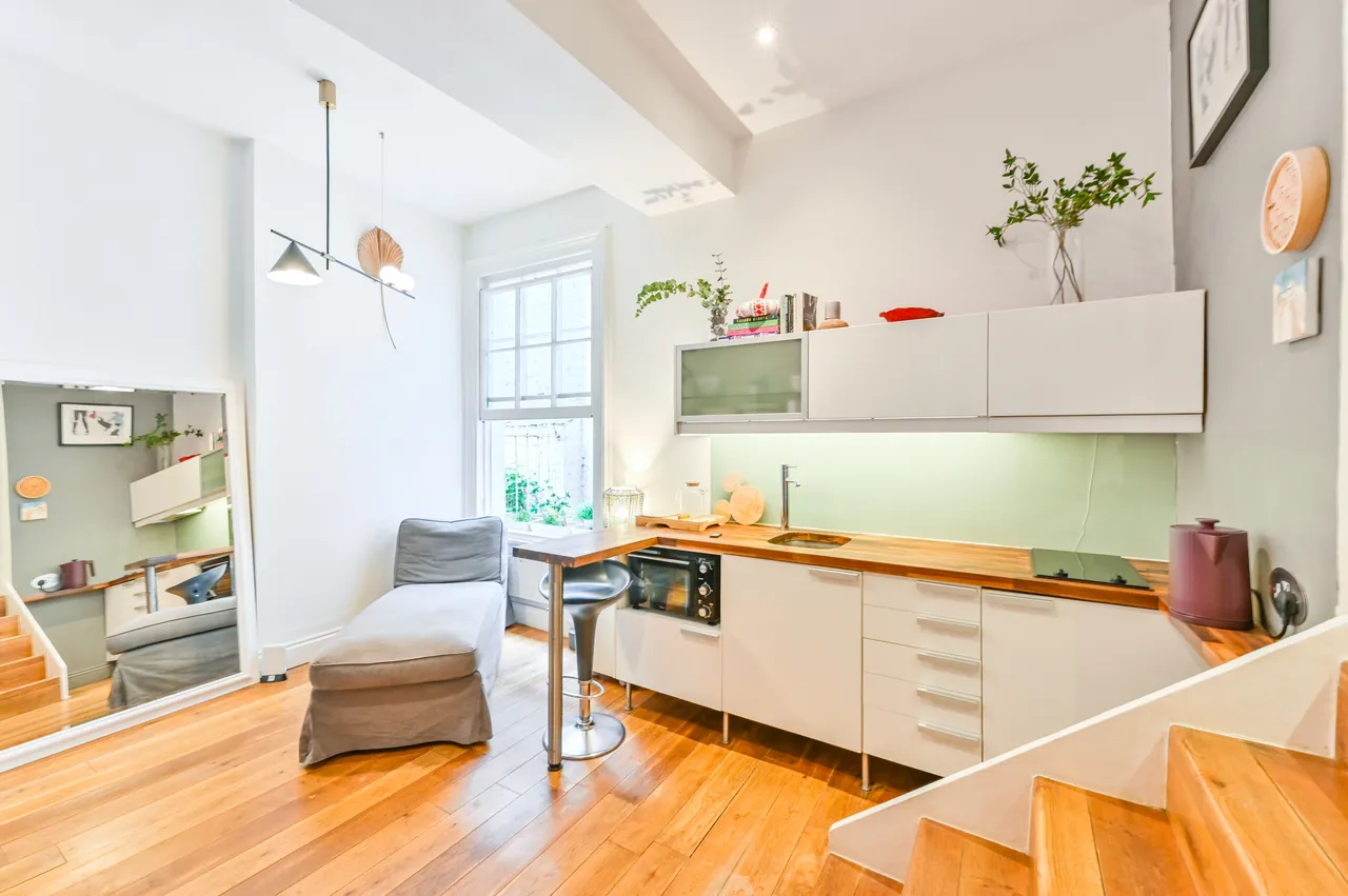 Flat 4, 13 Linden Gardens, London, photo 2
