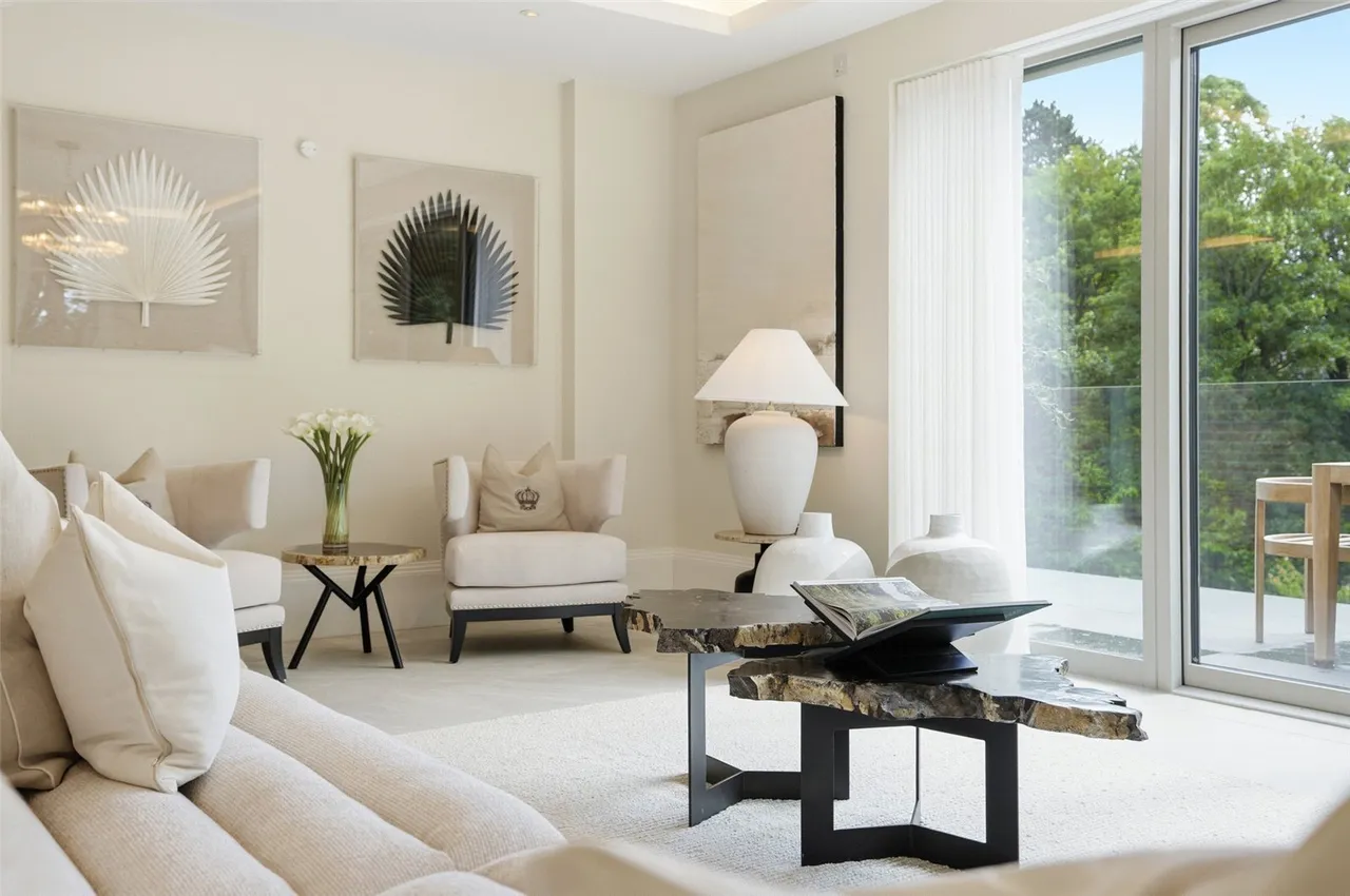 Macclesfield Road, Prestbury, SK10, photo 18