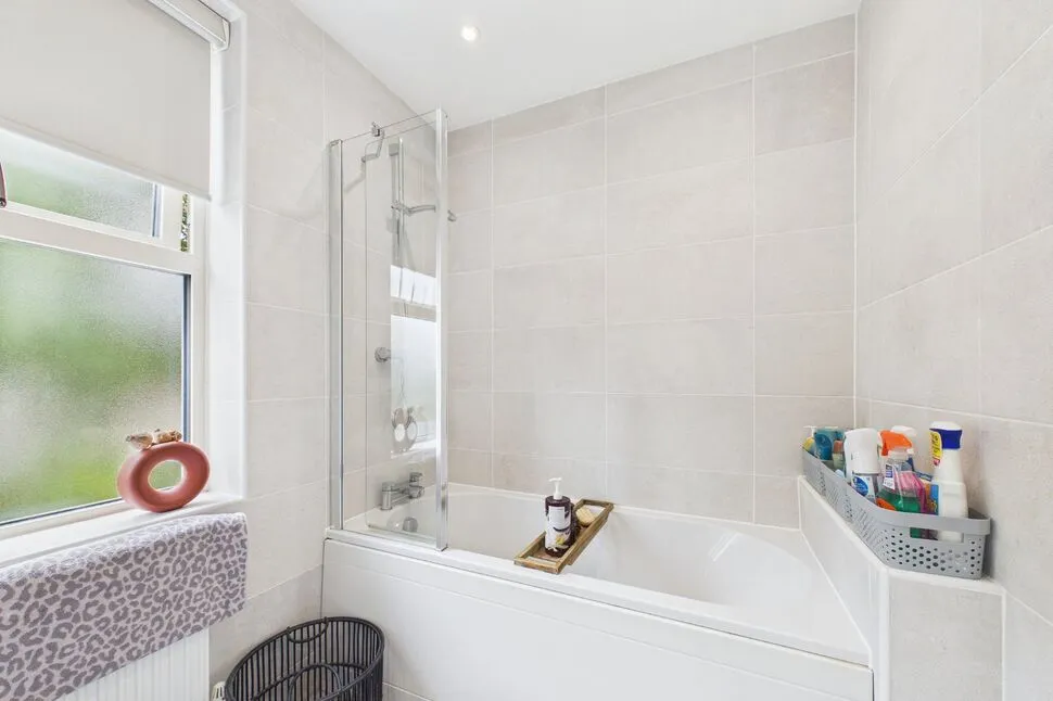 Aster Grove, Seacroft, LS14, photo 14