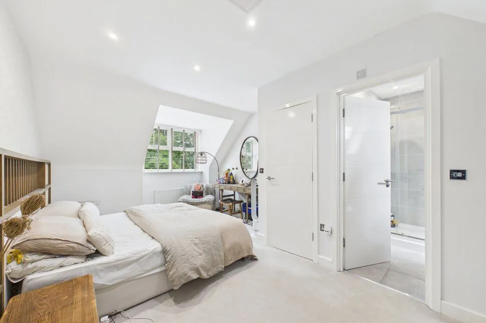 Aster Grove, Seacroft, LS14, photo 11