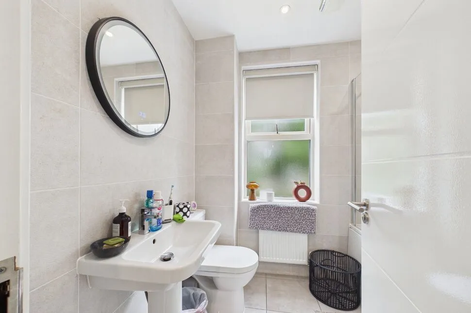 Aster Grove, Seacroft, LS14, photo 13