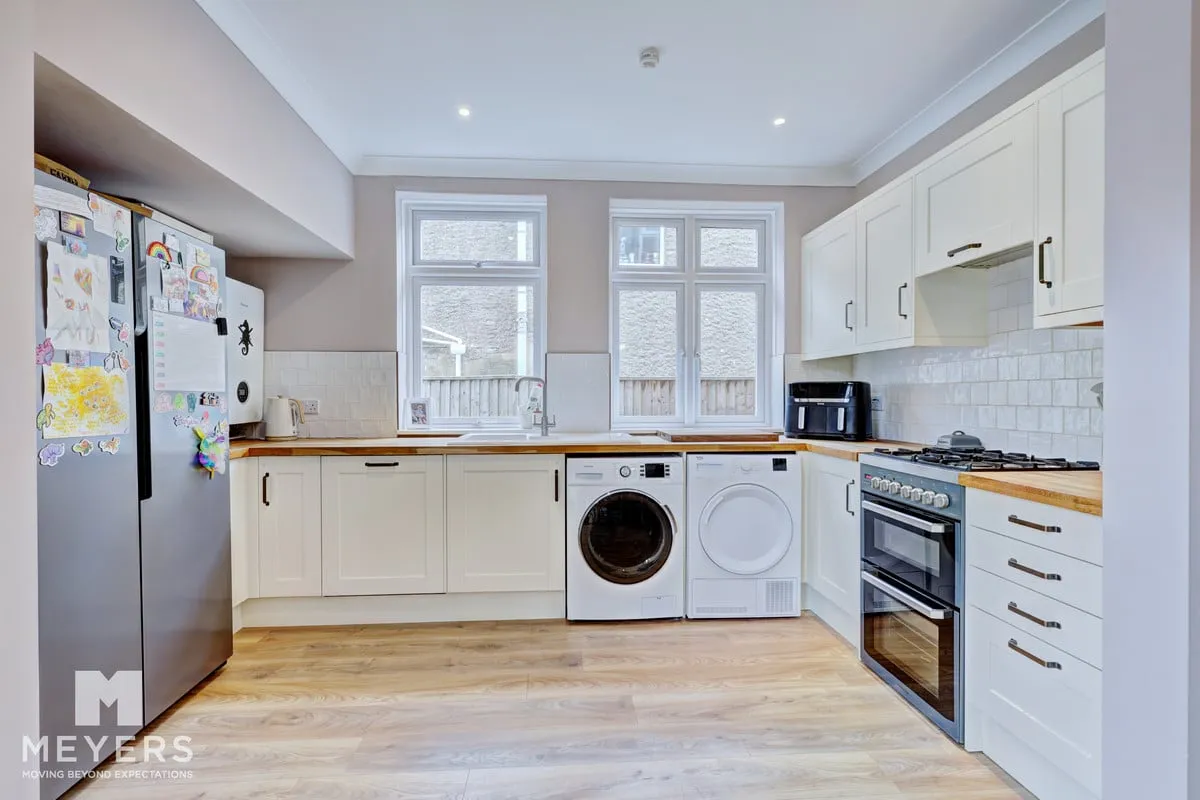 Iford Lane, Bournemouth, BH6, photo 11