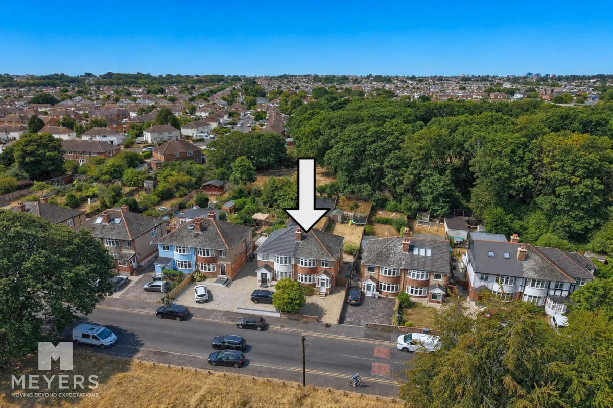 Iford Lane, Bournemouth, BH6, photo 7