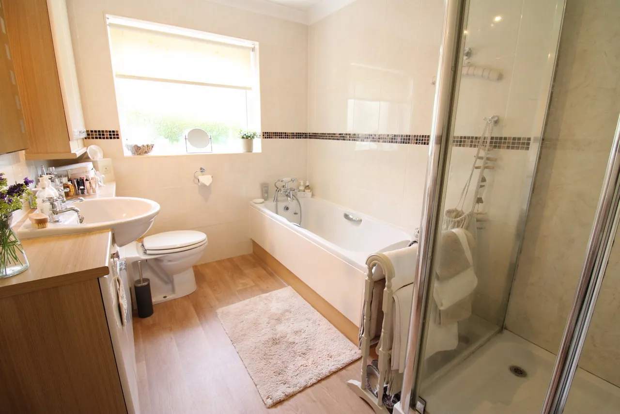 Orchard Close, Morton, DN21, photo 16
