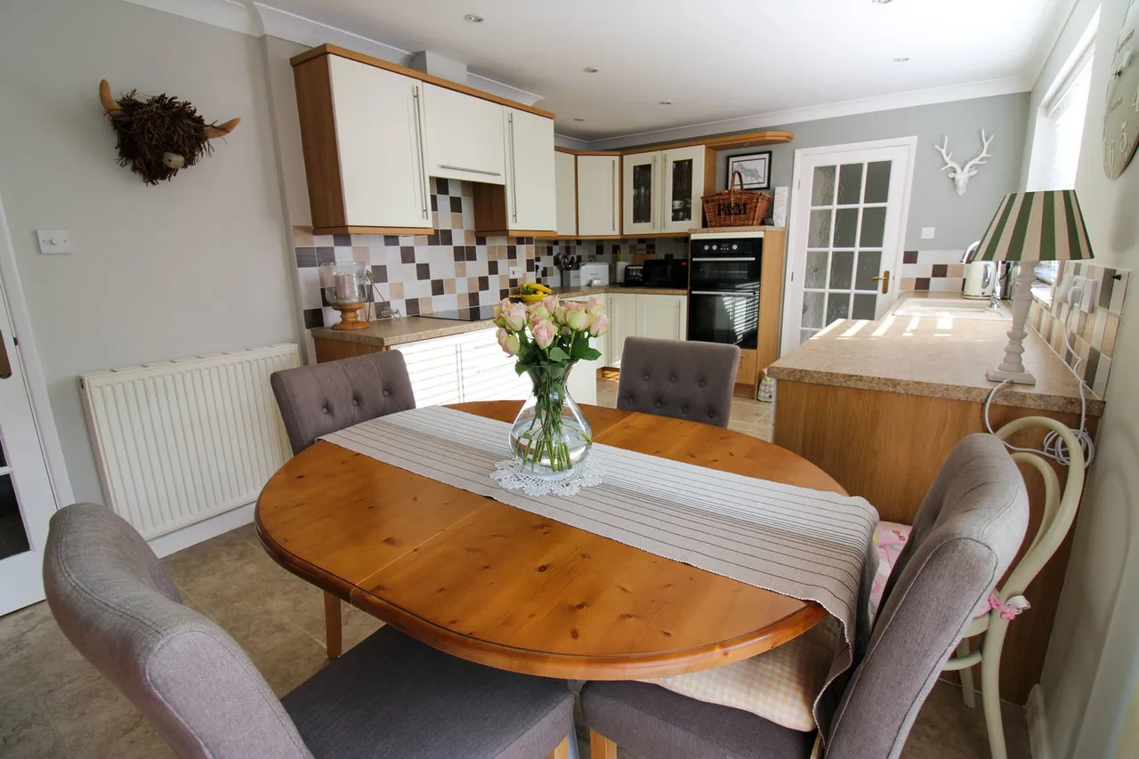 Orchard Close, Morton, DN21, photo 4