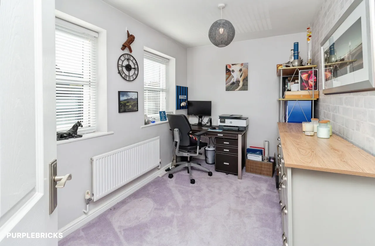 Glendale Gardens, Telford, TF4, photo 17
