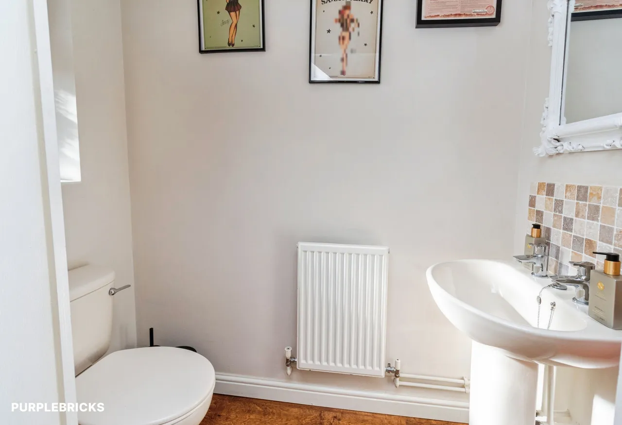Glendale Gardens, Telford, TF4, photo 12