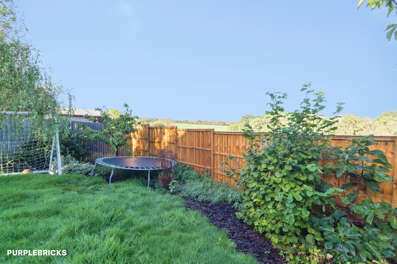 Glendale Gardens, Telford, TF4, photo 28