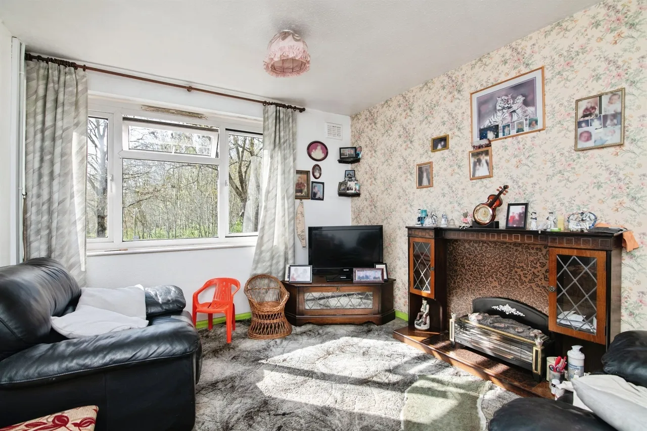 Springfield Lane, Rowley Regis, photo 7