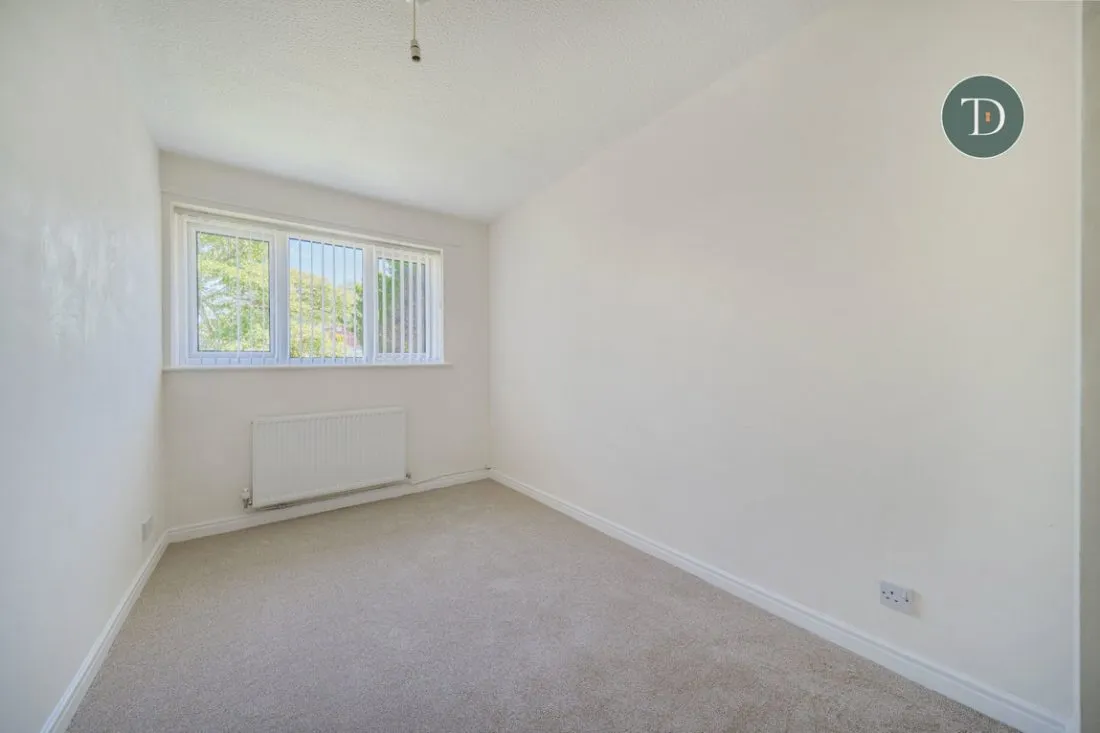 Linden Close, Great Sutton, CH66 2XP, photo 14