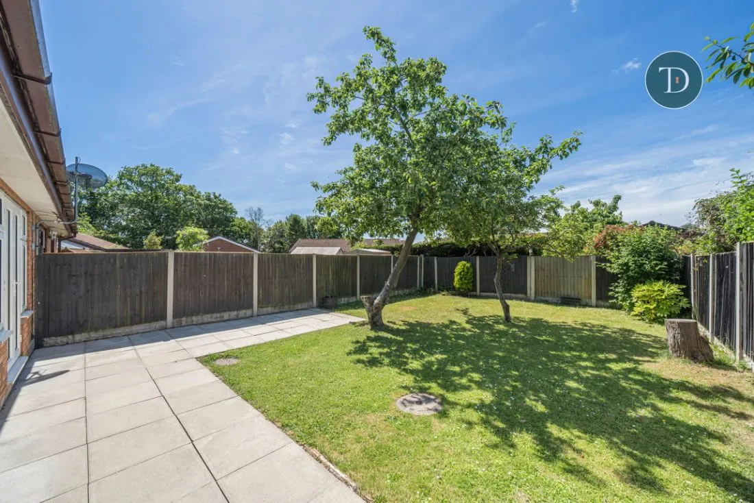 Linden Close, Great Sutton, CH66 2XP, photo 22