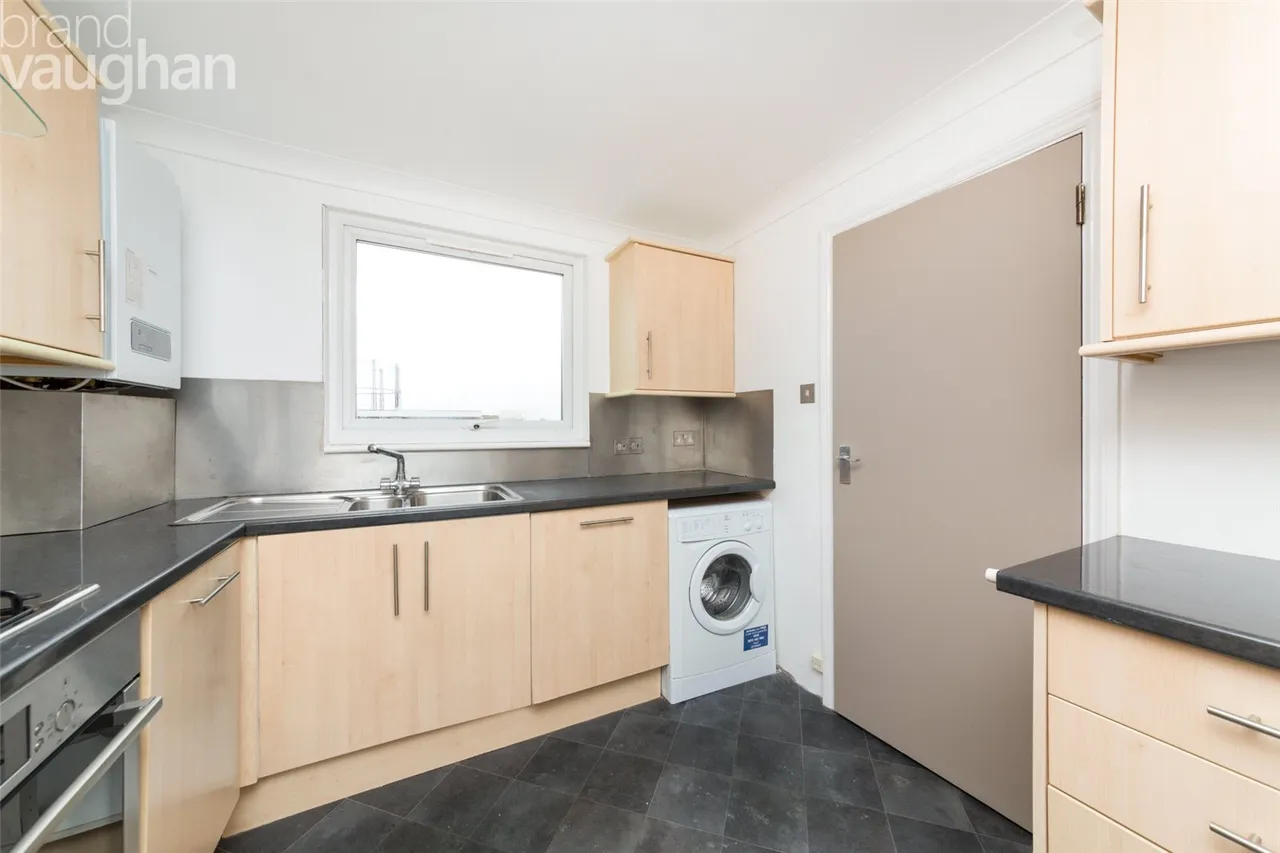 Henley Road, Brighton, BN2, photo 3