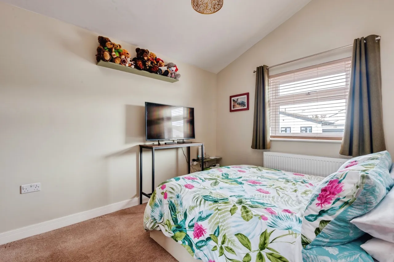 Hesketh Road, Hale Village, L24, photo 14