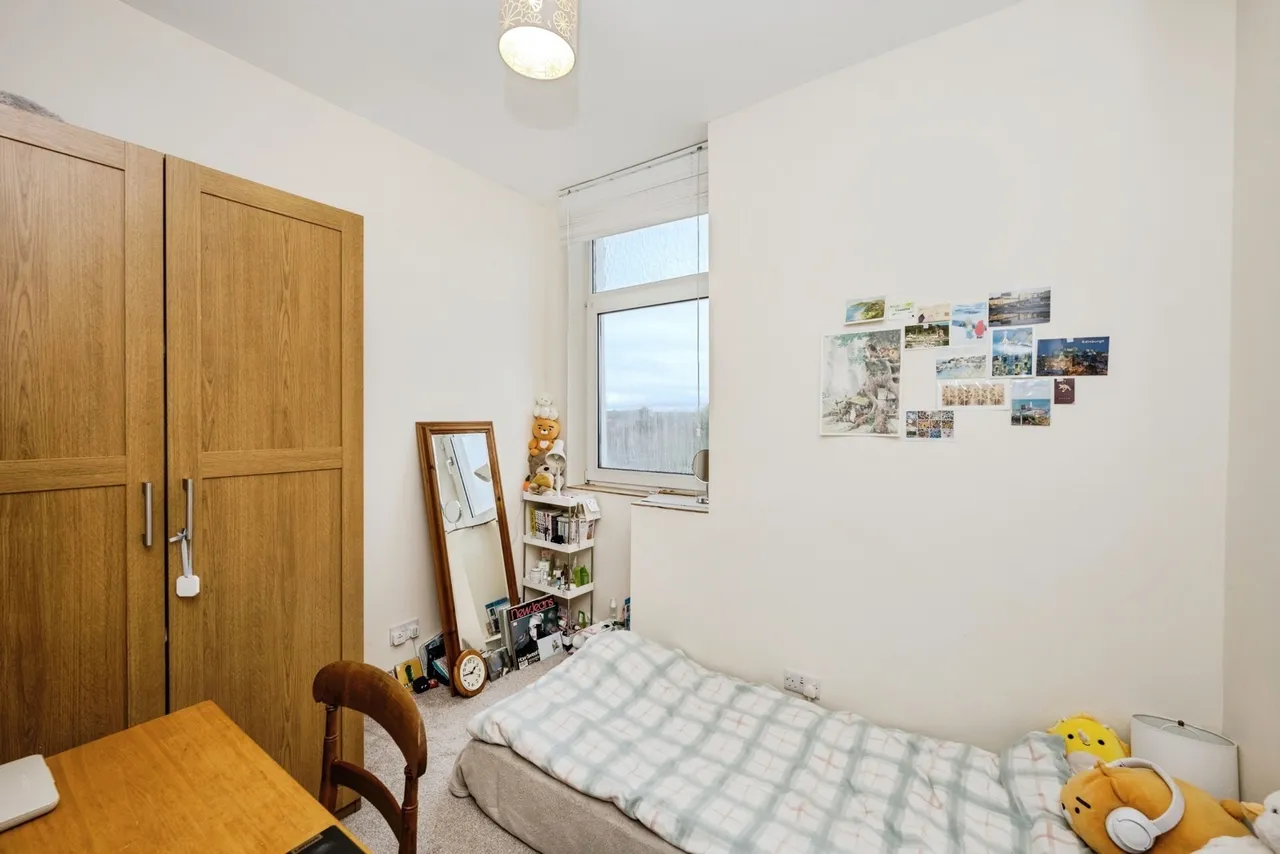 Brynallt Terrace, Llanelli, SA15, photo 15