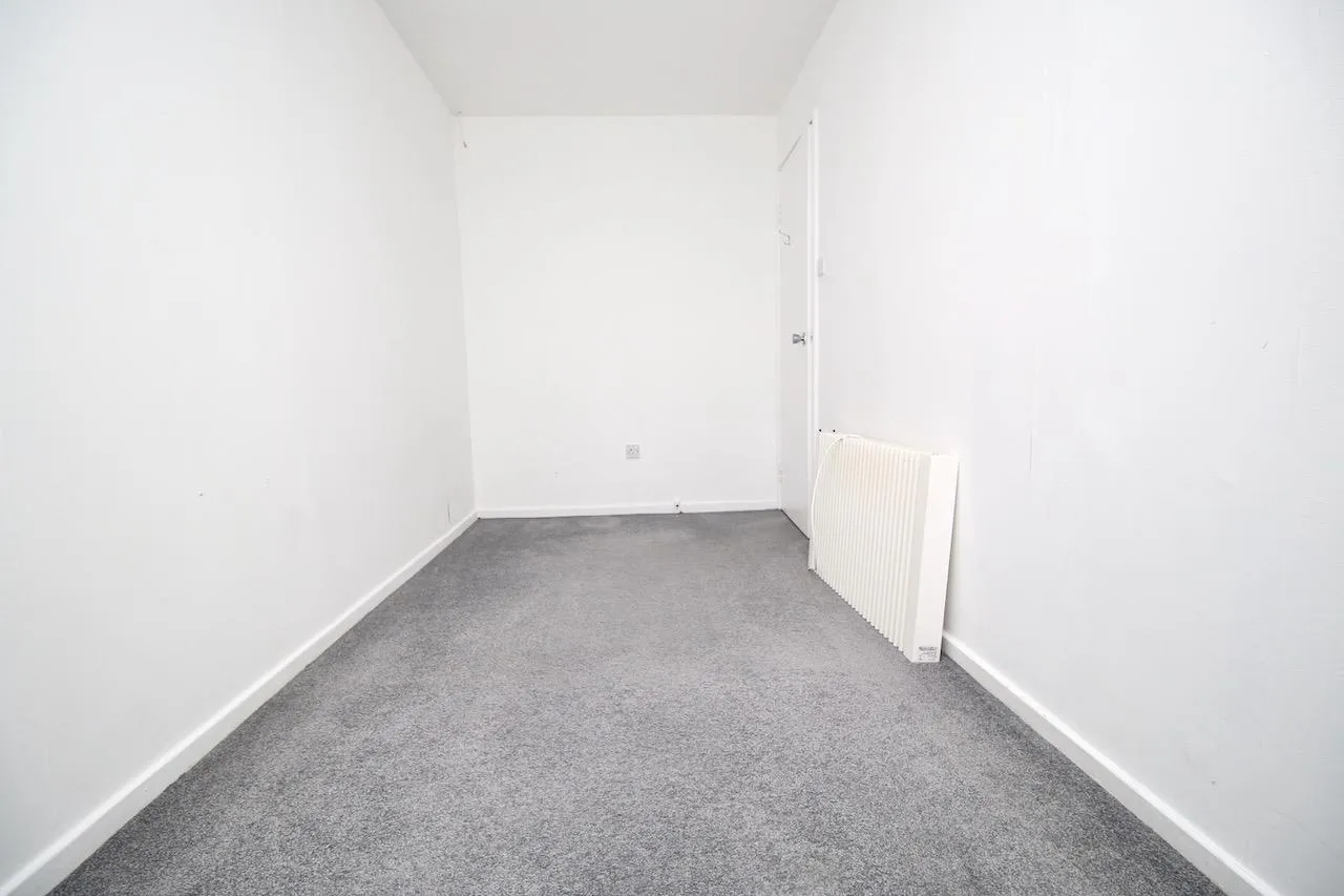 Ashiestiel Place, Cumbernauld, G67, photo 16
