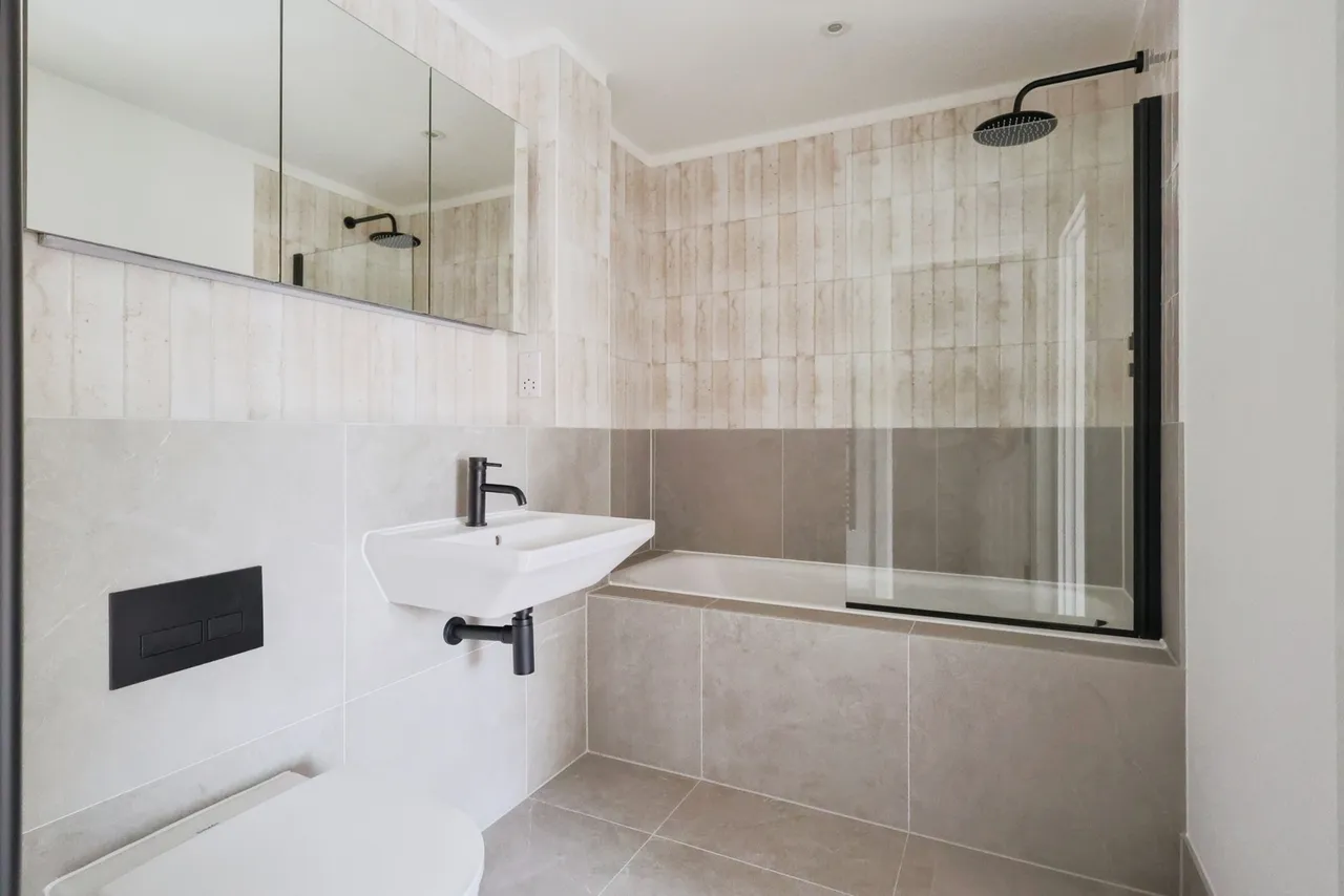 Stafford Close, Manchester, Greater Manchester, M14, photo 34