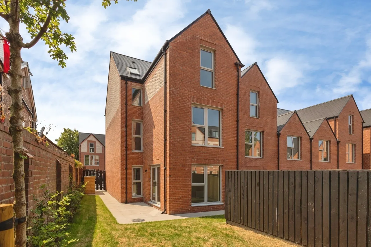 Stafford Close, Manchester, Greater Manchester, M14, photo 38