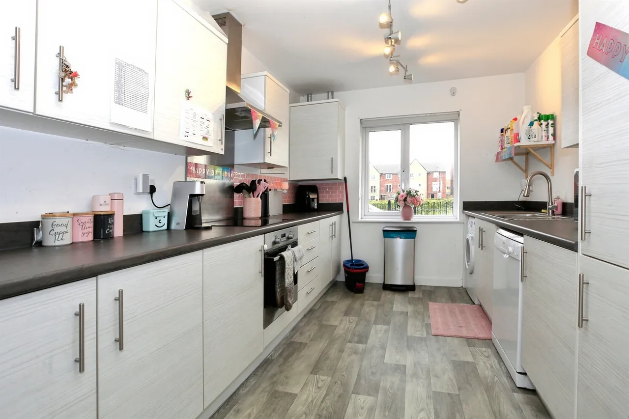 Westbury Drive, Peterborough, PE7, photo 2