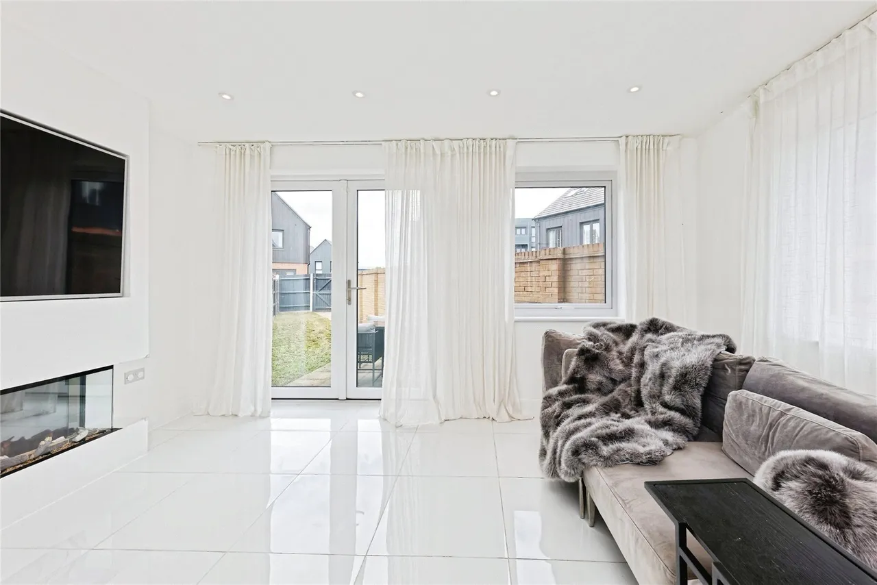 Venus Close, Milton Regis, Sittingbourne, Kent, ME10, photo 13
