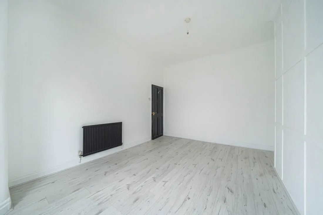 Woodchurch Lane, Tranmere, CH42 9PL, photo 17
