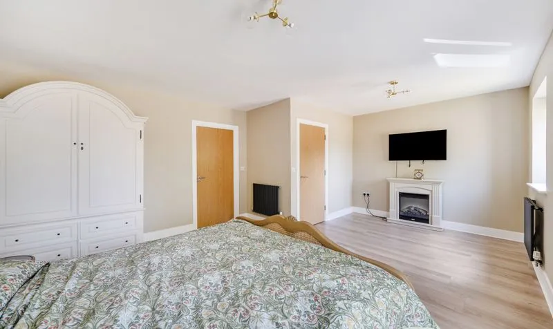 Richmond Crescent, Epsom, KT19, photo 12