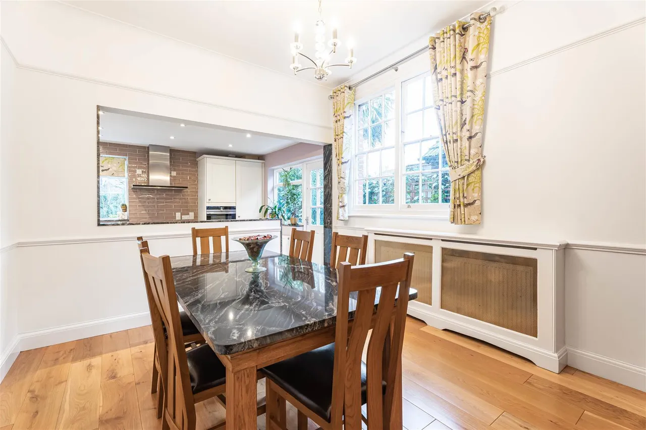 Wellington Road, Bush Hill Park, EN1, photo 10