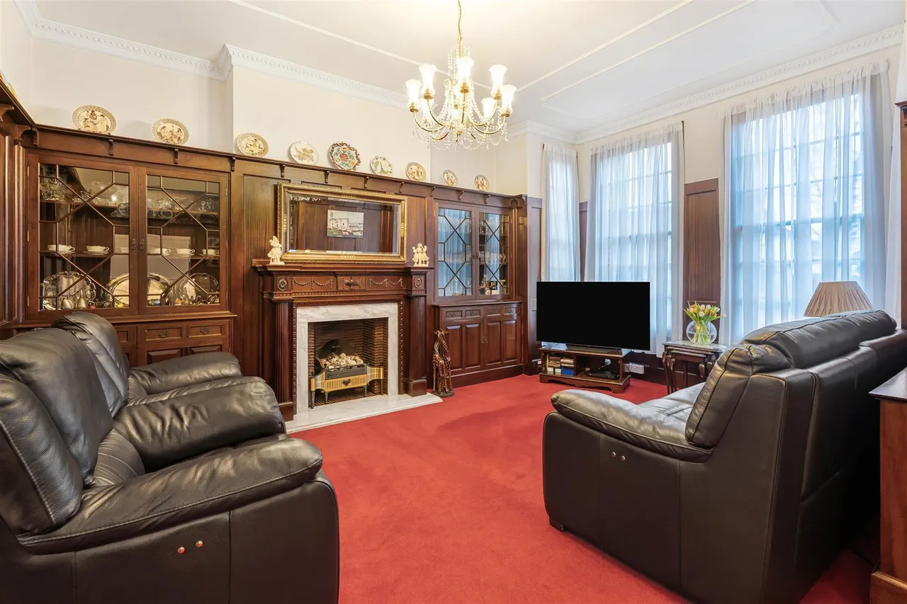 Wellington Road, Bush Hill Park, EN1, photo 4