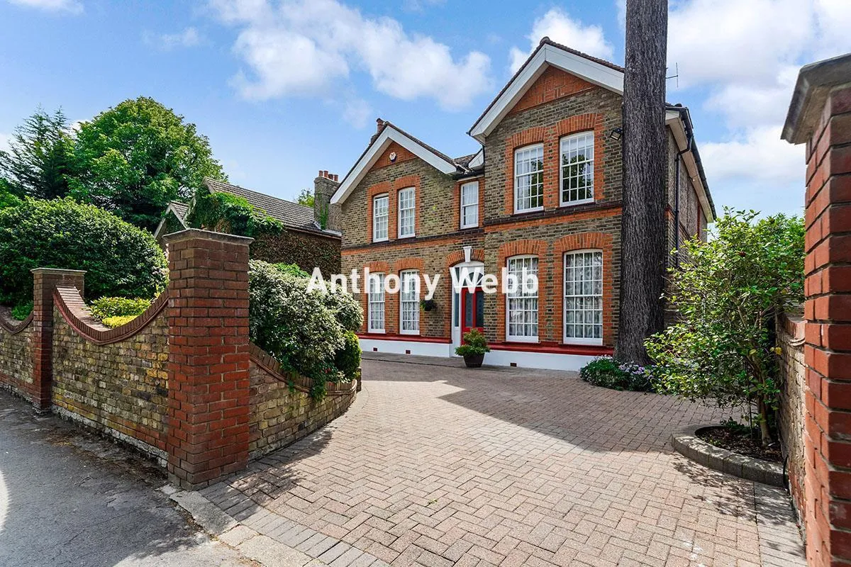 Wellington Road, Bush Hill Park, EN1, photo 34