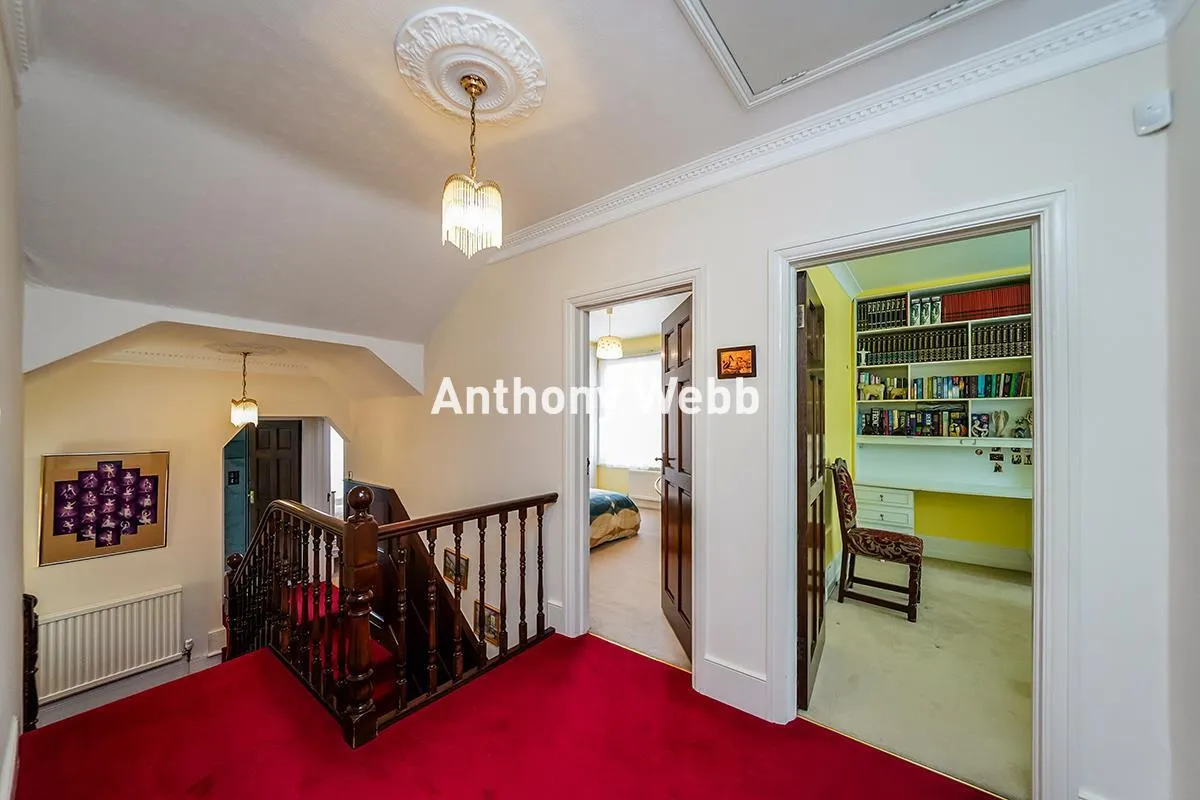 Wellington Road, Bush Hill Park, EN1, photo 16