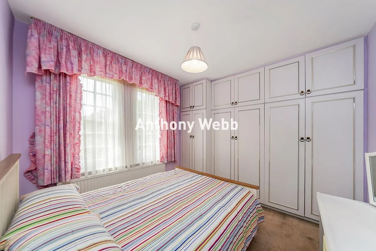 Wellington Road, Bush Hill Park, EN1, photo 24