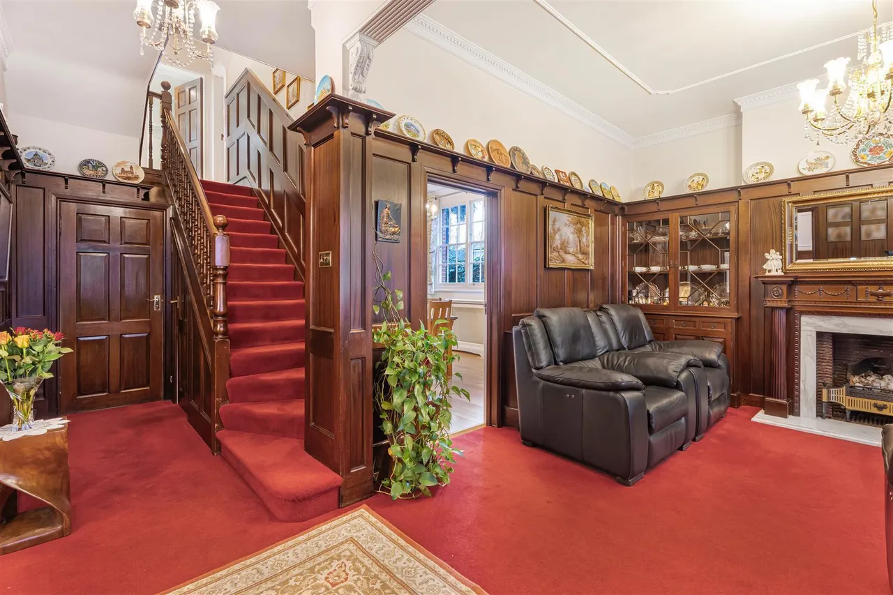 Wellington Road, Bush Hill Park, EN1, photo 3