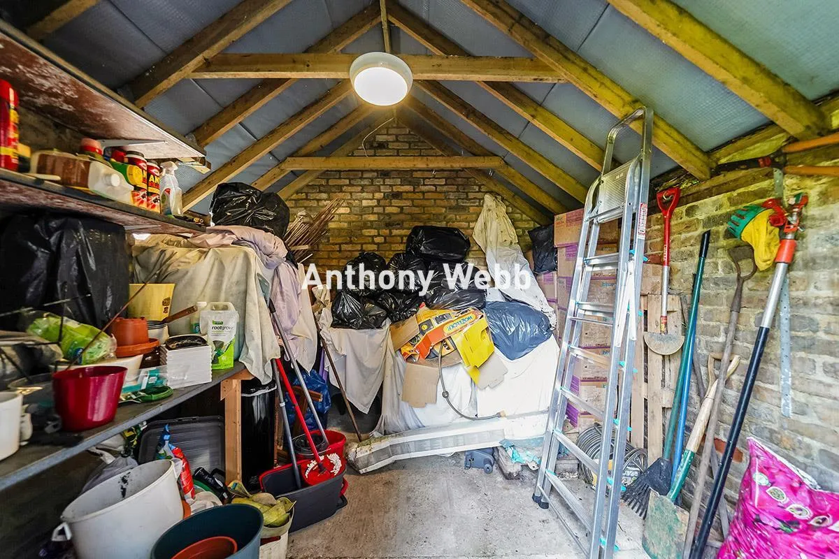 Wellington Road, Bush Hill Park, EN1, photo 29