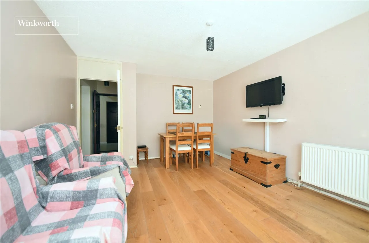 Chelsea Gardens, Cheam, Sutton, SM3, photo 3