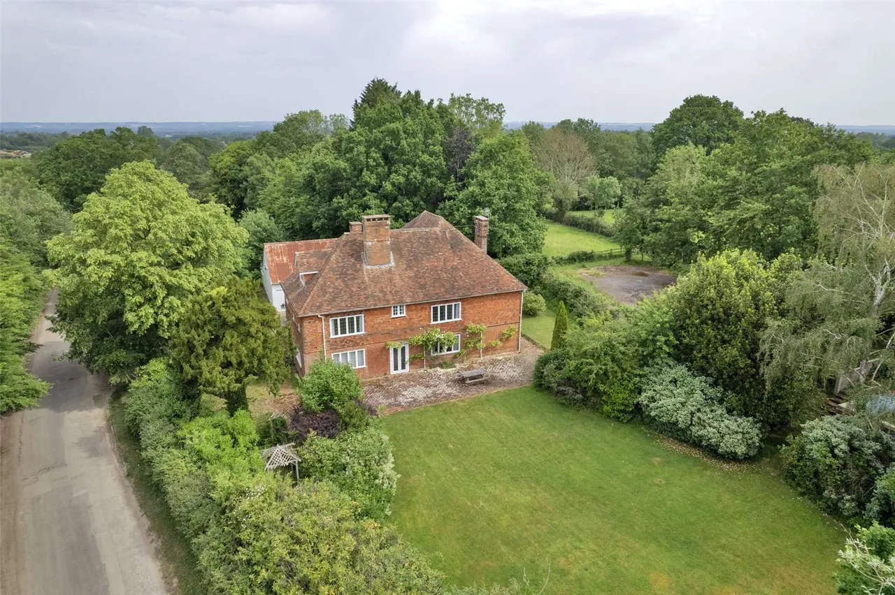 5 bed house for sale — Biddenden, Ashford, Kent, TN27 8EN