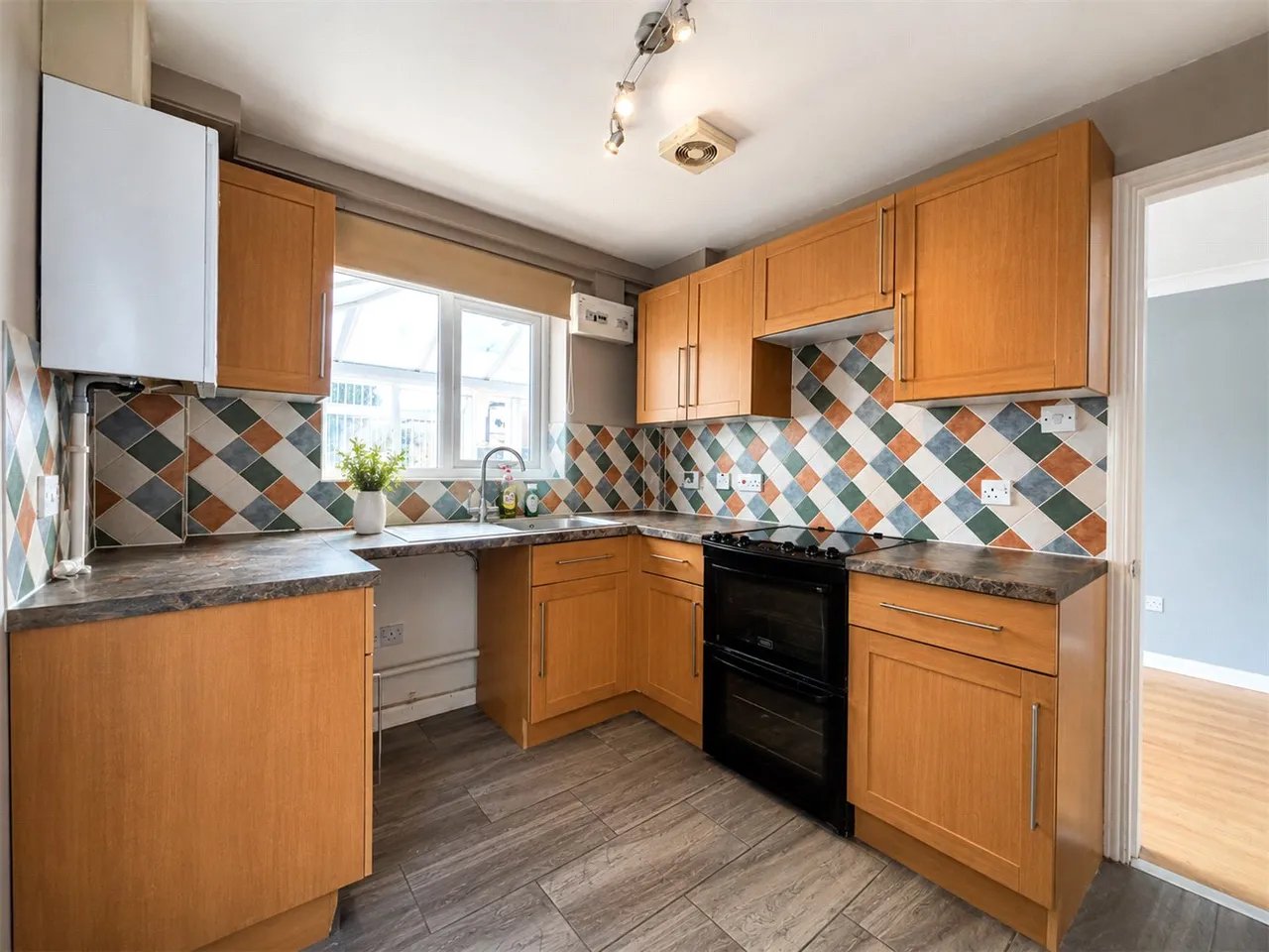 Russell Crescent, Sleaford, NG34, photo 10