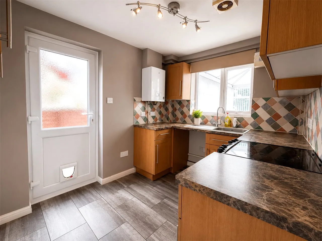 Russell Crescent, Sleaford, NG34, photo 9