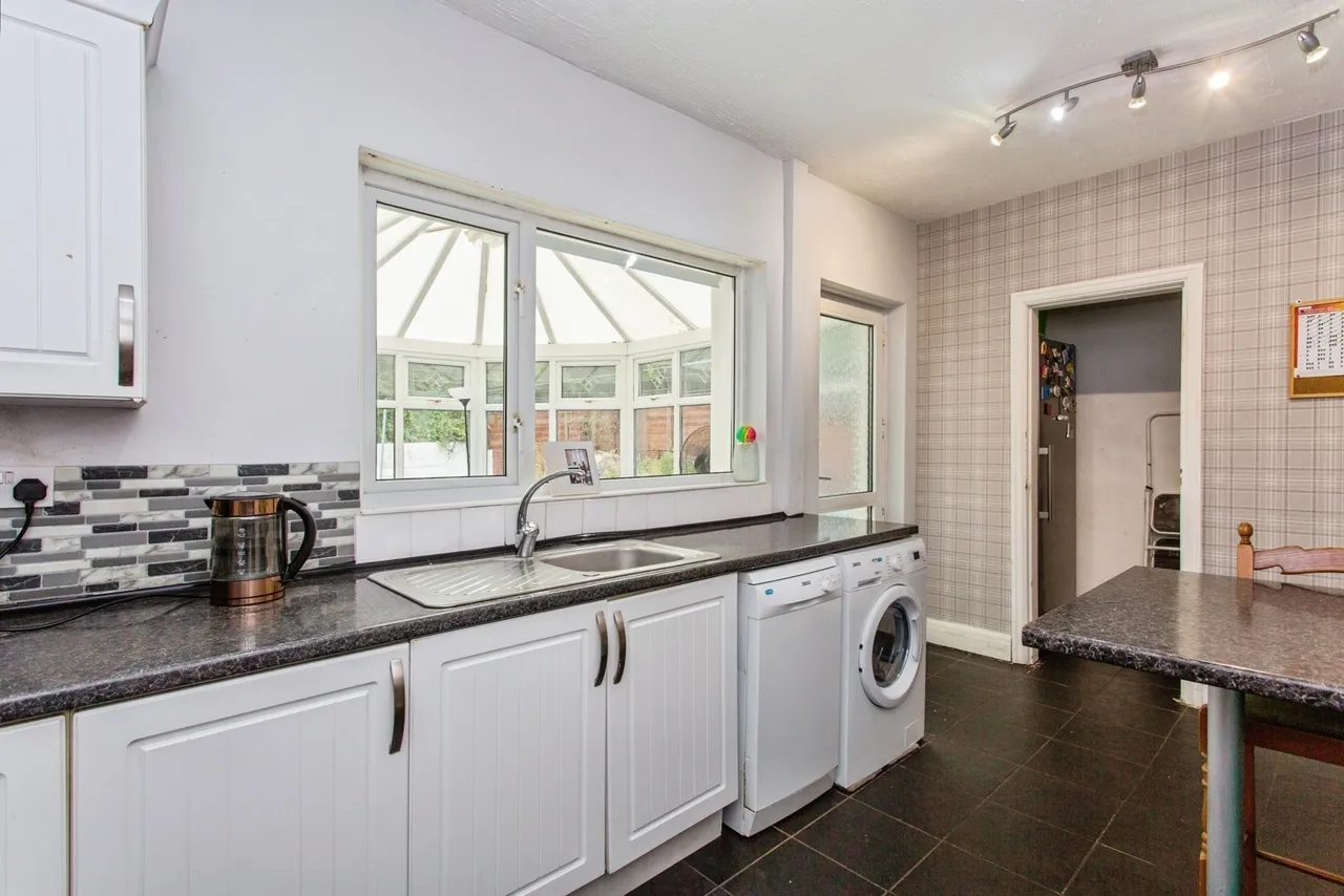 Shakespeare Terrace, Chorley, Lancashire, PR6, photo 4