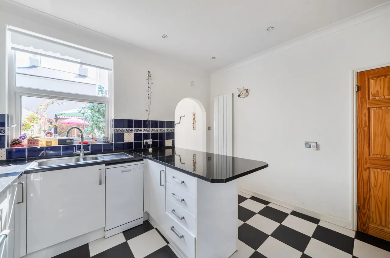 Sea Road, Felpham, PO22, photo 8