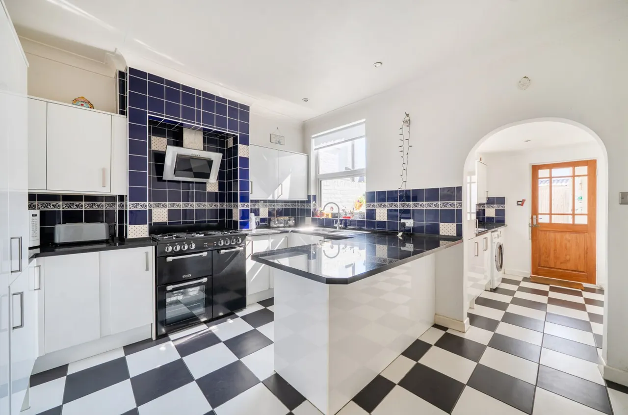Sea Road, Felpham, PO22, photo 5