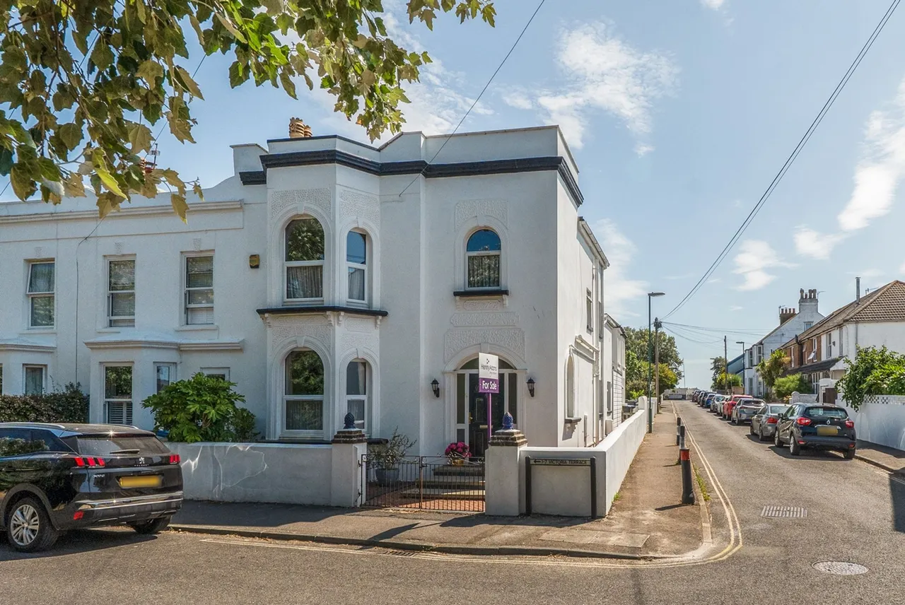 Sea Road, Felpham, PO22, photo 21