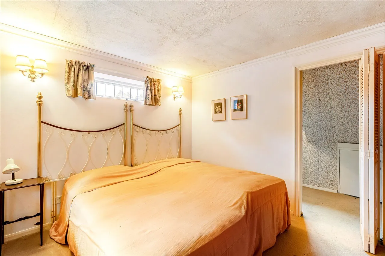 Henley, Haslemere, GU27, photo 6