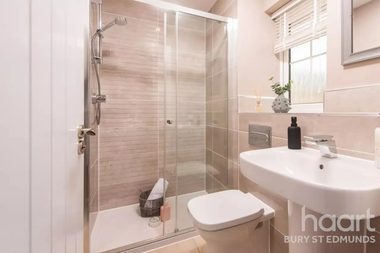 The Ferns, Kennett, CB8, photo 17
