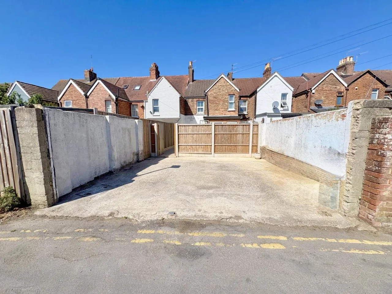 Canford Road, BH15, photo 23