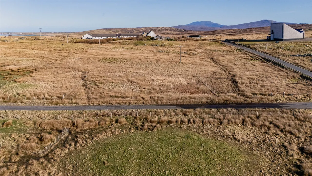 Bespoke New Build, 398 Garrynamonie, Isle Of South Uist, Eilean Siar, HS8 5TX, photo 6