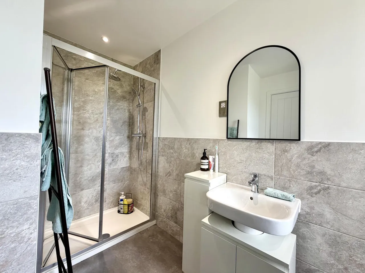 Thomas Clarke Road, Cowbridge, CF71, photo 26