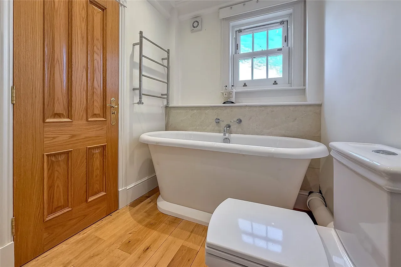 Todds Green, Stevenage, Hertfordshire, SG1 2JE, photo 15